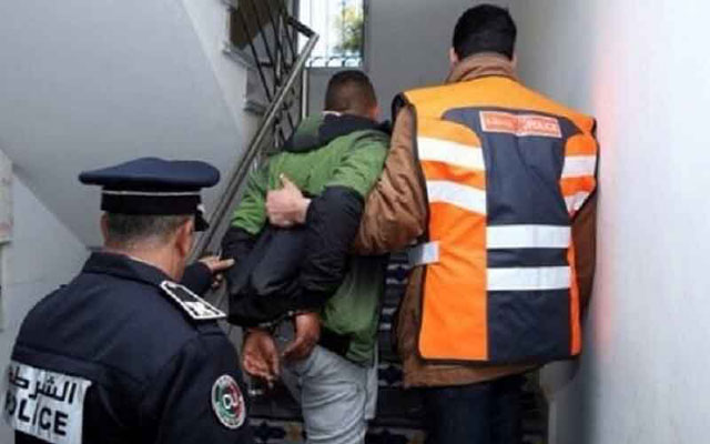 أمن مطار الدار البيضاء يعتقل شخصا تُطارده فرنسا