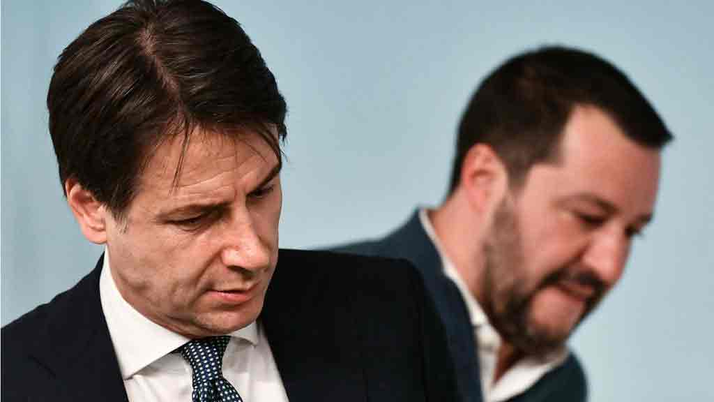 استقالة رئيس الحكومة الإيطالية كونتي.. هل هي نهاية سالفيني السياسية؟