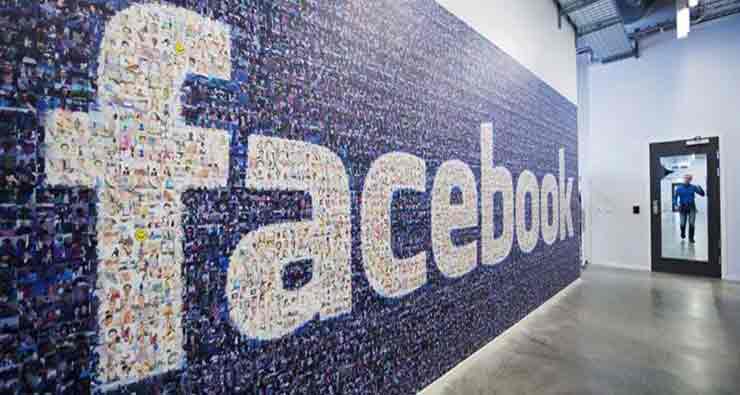 بسبب برمجيات خبيثة في أندرويد فيسبوك تقاضي شركتين