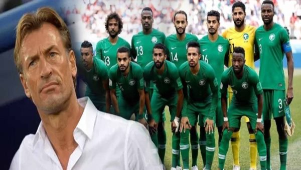 عيون المغاربة عليه:أول ظهور رسمي لهيرفي رونار مع المنتخب السعودي 