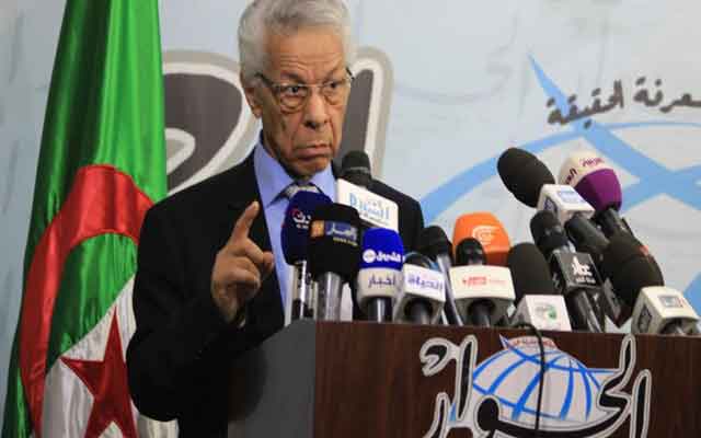 حمروش يصف“حماة السيستام” في الجزائر بالنخب المعششة في شبكات الولاء والرشوة