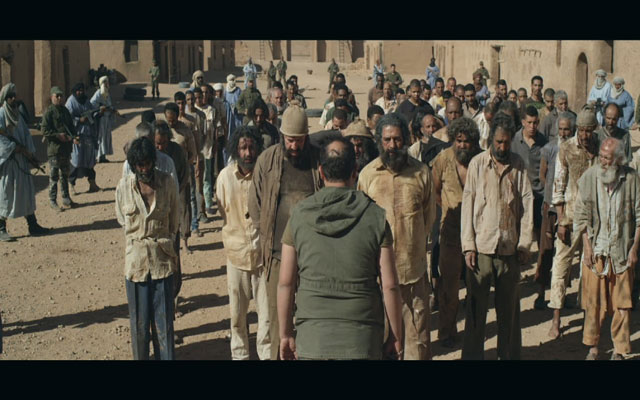 "دموع الرمال" لعزيز السالمي فيلم اغتاله التلفزيون وتنكّر له نقاد السينما!!
