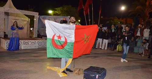 الجزائري المهدي قاصدي : أحلم بتقديم مسرحية "الجار" بساحة جامع الفنا بمراكش