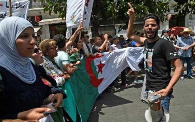 مسيرة طلابية جديدة في الجزائر ضد الانتخابات