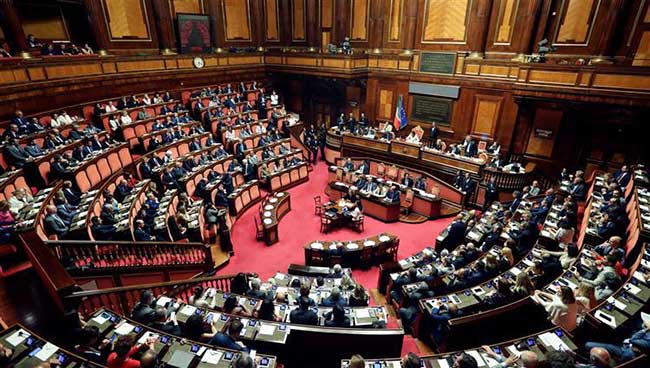 هل يحتذي به برلماننا.. البرلمان الإيطالي يقرر تخفيض عدد النواب لتوفير 500 مليون يورو