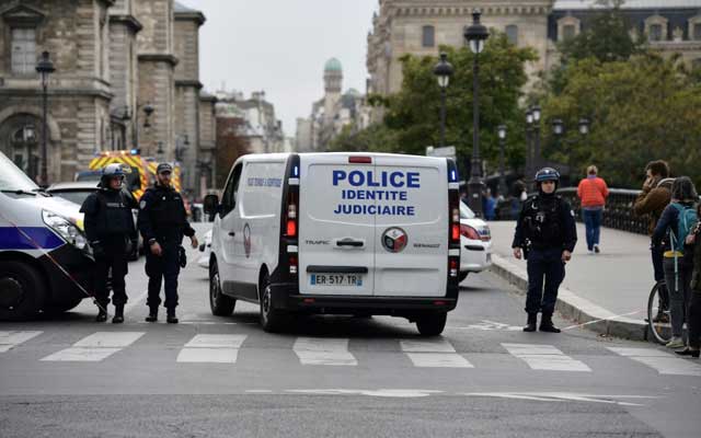 باريس: اعتداء بالسلاح الأبيض يسفر عن مقتل أربعة شرطيين