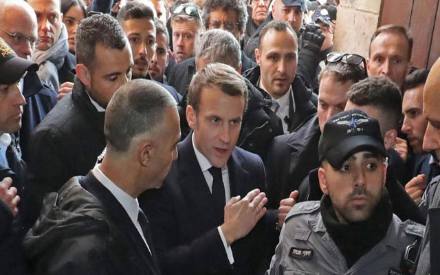 مشادة "قوية" بين الرئيس الفرنسي والشرطة الإسرائيلية(مع فيديو)