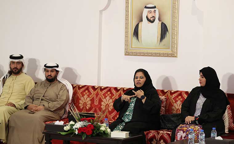 أبوظبي: منى البحر ترصد "الأسرة الإماراتية المعاصرة"، وتبرز أهم تحدياتها