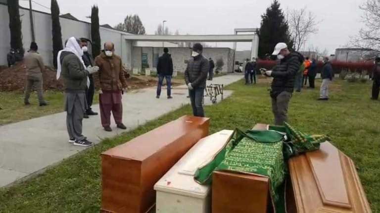 بإيطاليا.. دفن مغاربة ماتوا بسبب وباء كورونا بمقابر إسلامية