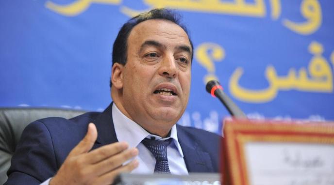 مراكش.. هل سيتدخل وزير الشبيبة والرياضة لفتح تحقيق حول خرق "الوافد الجديد" لقانون الصفقات؟