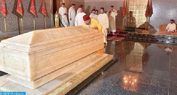أمير المؤمنين يترحم على روح  الراحل الملك محمد الخامس