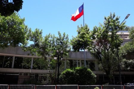 الشيلي تعلن إغلاق سفاراتها في الجزائر وفي هذه الدول