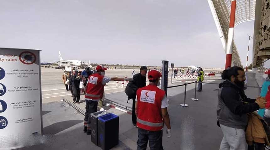 مطار مراكش.. أول إصابة بكورونا وسط المغاربة العائدين لأرض الوطن