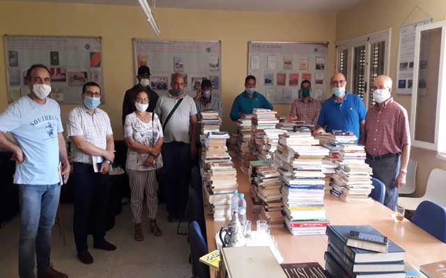 مراكش..مركز التنمية لجهة تانسيفت يتضامن مع بائعي الكتب المستعملة بباب دكالة