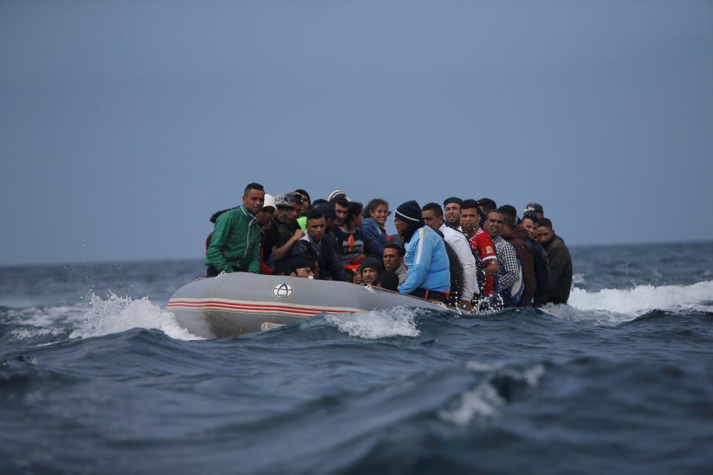 الاتحاد الأوربي يفرض شروطا جديدا على المهاجرين