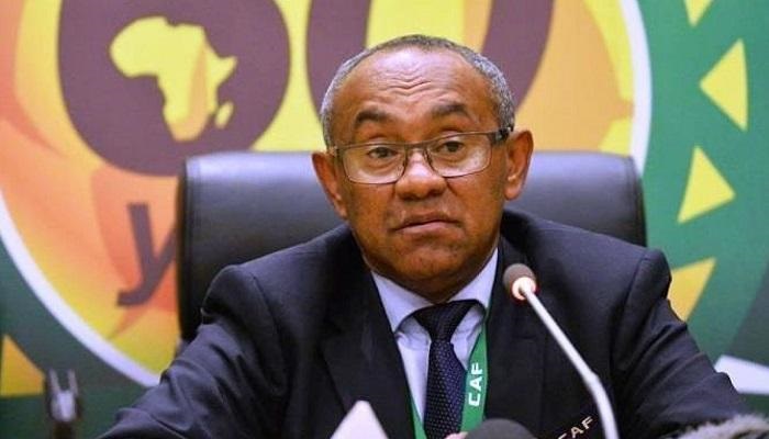 "الفيفا" يوقف رئيس الاتحاد الأفريقي لمدة 5 سنوات
