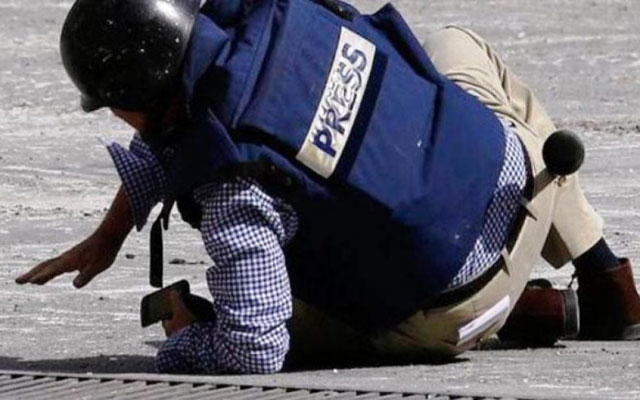 نقابة الصحافة تدخل على خط الاعتداء على المصور الصحفي زكريا الصفريوي
