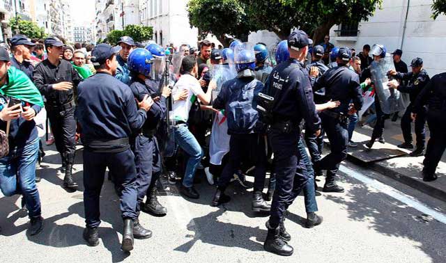 البرلمان الأوروبي "يعرّي" انتهاكات حقوق الإنسان بالجزائر