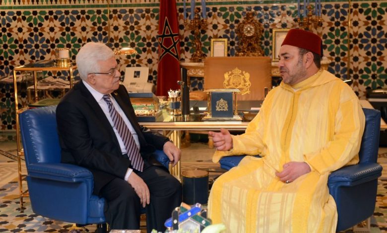 الملك يؤكد لأبومازن: مواقف المغرب ثابتة ولن نتنازل عن حقوق فلسطين