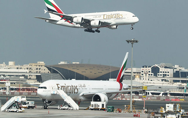 دبي..هذا ما قرره طيران الإمارات بخصوص لقاحات كورونا