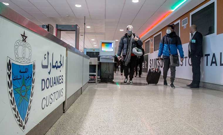 منع الطائرات والمسافرين القادمين من أربع دول من الولوج للمغرب