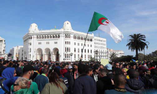 معتقلو الرأي بالجزائر يخوضون إضرابا عن الطعام تنديدا بسجنهم ظلما