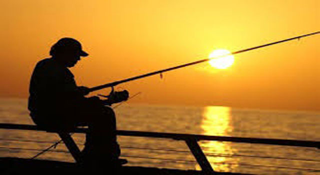 هذه تفاصيل المسابقة الوطنية الكبرى للصيد بالقصبة "السورفكاستينغ"