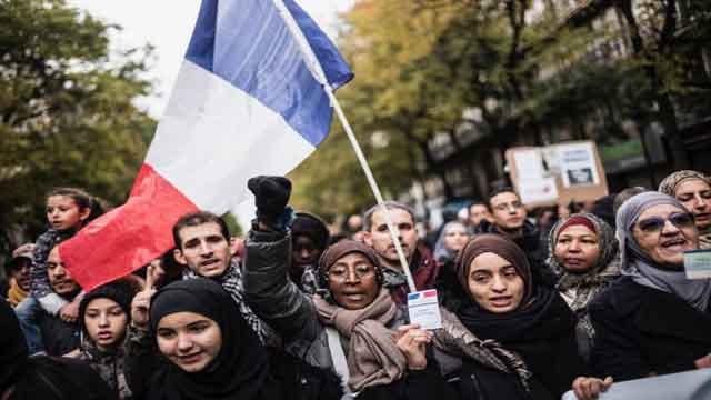 مظاهرات بفرنسا ضد “قانون الانفصالية” المعادي للمسلمين