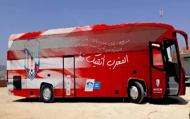 المغرب التطواني يكشف حقيقة بيع إحدى حافلات النادي