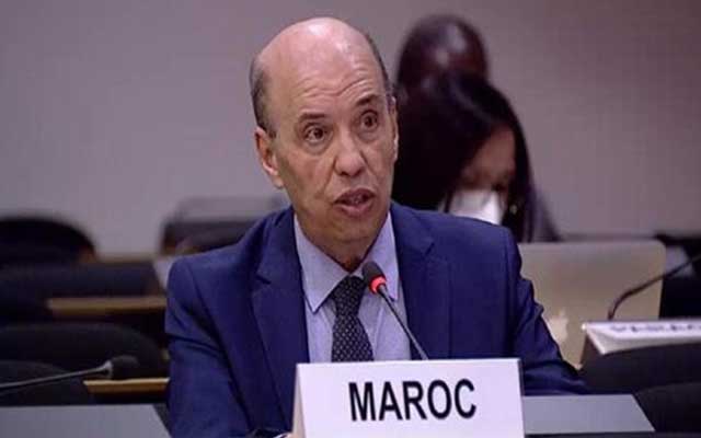 السفير زنيبر:  الجزائر يجب أن تتوقف عن عسكرة مخيمات تندوف وإعاقة وصول المساعدات الإنسانية إليها