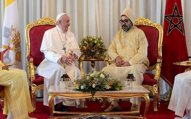 الملك محمد السادس يهنئ البابا فرانسيس بمناسبة ذكرى اعتلائه الكرسي البابوي لحاضرة الفاتيكان