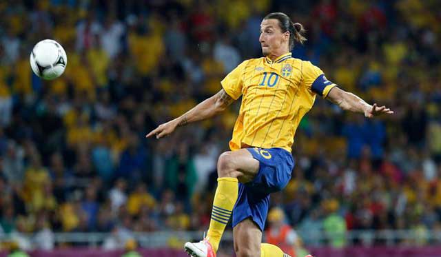 عودة " إبراهيموفيتش" إلى منتخب السويد لكرة القدم