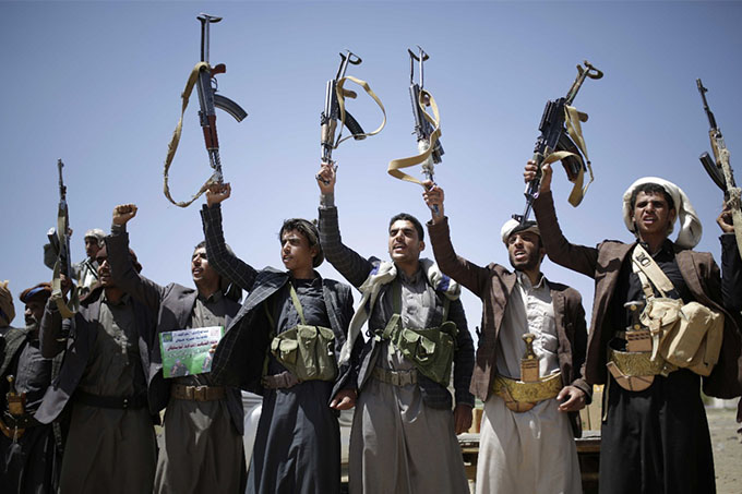 تقرير يفضح دموية مليشيات الحوثي وتنسيقها مع داعش والقاعدة في اليمن