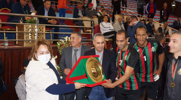 بطولة المغرب للكرة الطائرة: الفرق القوية تمر لربع النهائي