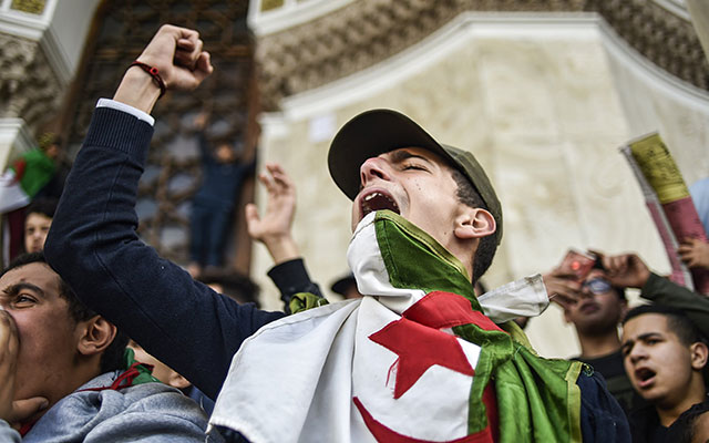 الجزائر.. موجة من الاستنكار والتنديد بالمساس بالحريات