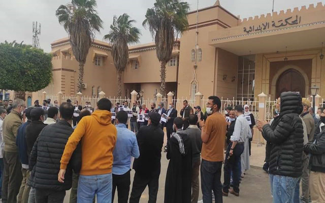 وقفة تضامنية مع الصحافي المعتقل محمد بوطعام الذي دخل في اضراب مفتوح عن الطعام