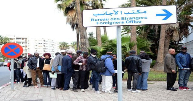كم عدد المهاجرين الذين يعتبرون سلوكيات المغاربة "إيجابية "معهم؟