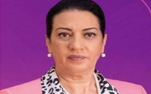 المحامية زينب خياطي وكيلة "الوردة" أول امرأة تترشح لرئاسة جماعة تارودانت 