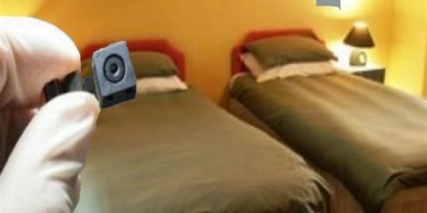 إليك طرائق اكتشاف كاميرات التجسس في غرف الفنادق