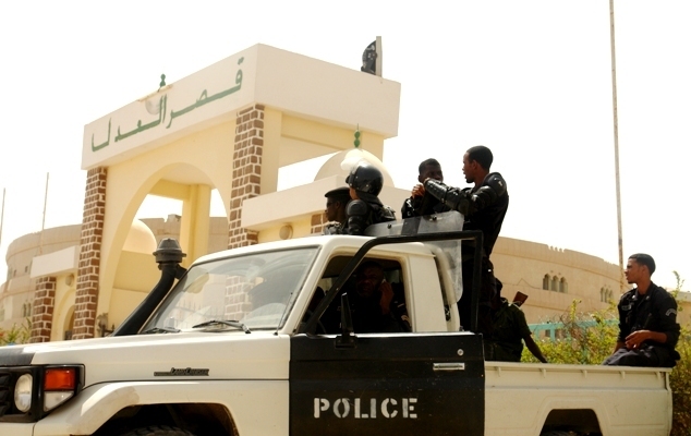 موريتانيا: توقيف عنصري أمن اغتصبا مواطنة في سيارة الشرطة