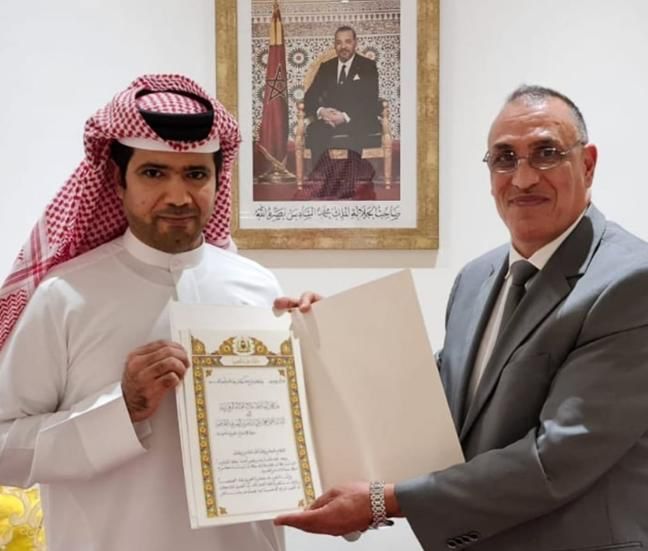 الفنان الإماراتي عبد العزيز الشريف يتلقى رسالة شكر من الملك محمد السادس