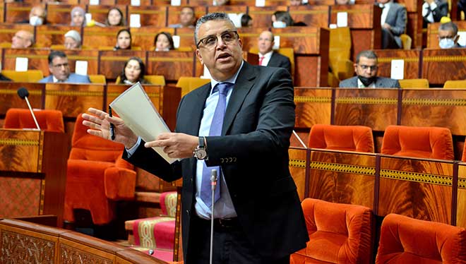 "تاضا تمغربيت" تتصدى لموقف الوزير وهبي بخصوص التواصل بالأمازيغية بالبرلمان