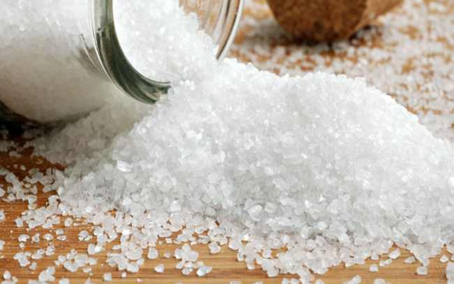 ما هي فوائد الملح الخشن للجسم والبشرة؟