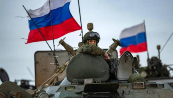 روسيا تعلن نهاية المناورات وسحب قوات من القرم