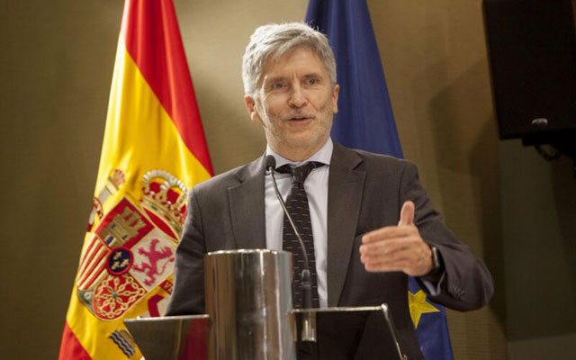 وزير الداخلية الإسباني: فتح معبري سبتة ومليلية المحتلتين سيكون قريبا وبشكل تدريجي