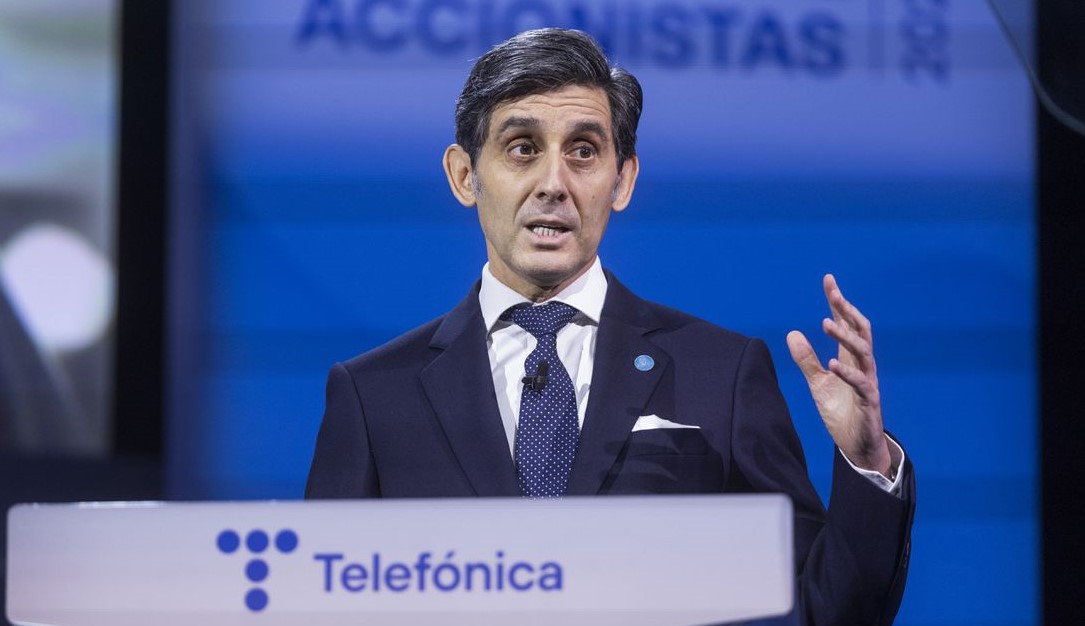 الرئاسة الإسبانية تكلف "تيليفونيكا" بمراجعة هواتف كبار مسؤوليها