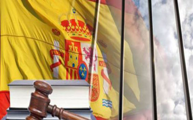 القضاء الإسباني ينصف جاسوسا يعمل بمليلية المحتلة 