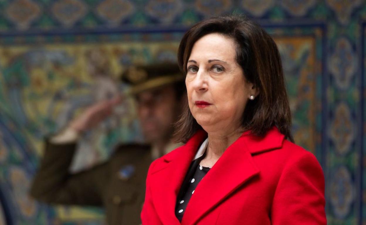 وزيرة الدفاع الإسبانية تلجأ إلى المعارضة لدعم الاتفاق مع بايدن