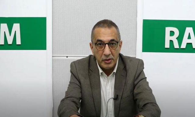 بسبب مقال تحليلي...الحكم بالسجن 6 أشهر بحق الصحافي الجزائري قاضي إحسان