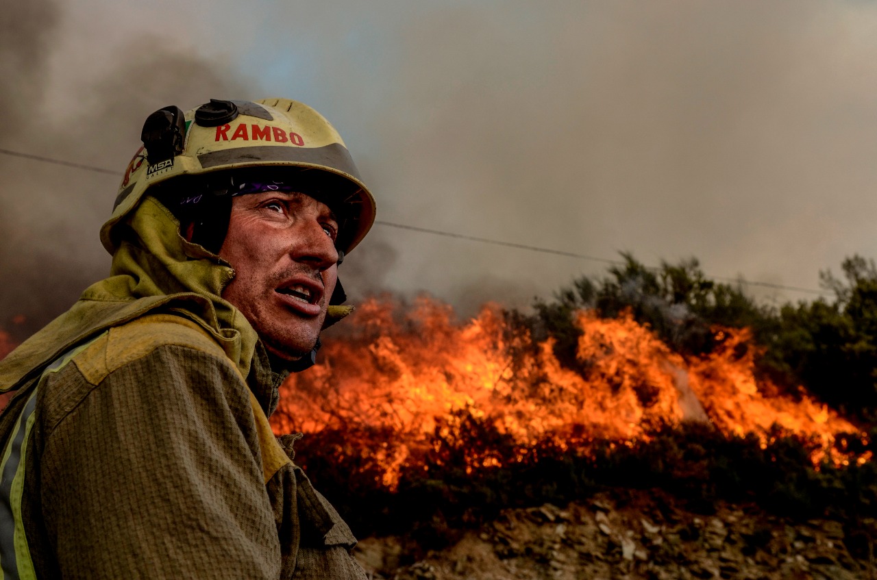 حرائق الغابات تودي بحياة شخصين في إسبانيا